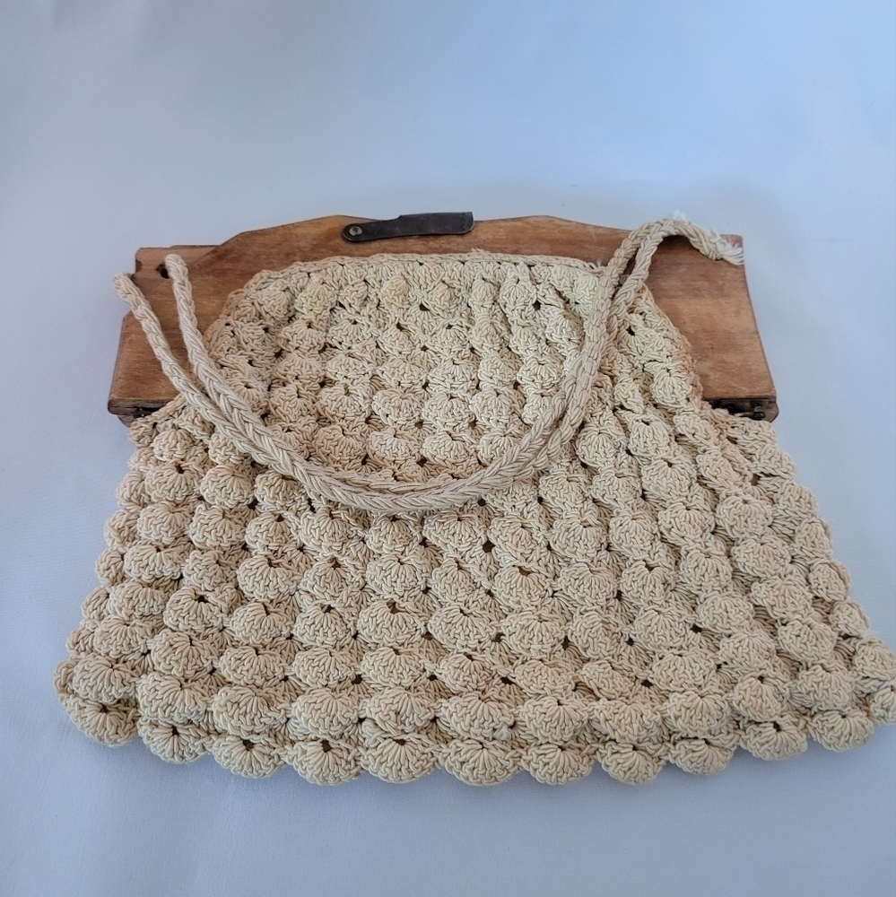 1940s Kit Crocheted lined purse wooden handle, handmade from kit, cream